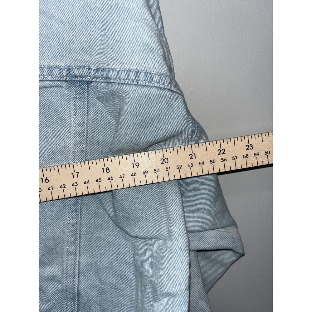 PacSun Women's Light Blue Distressed Crop Denim Jacket, M/L - Picture 4 of 6